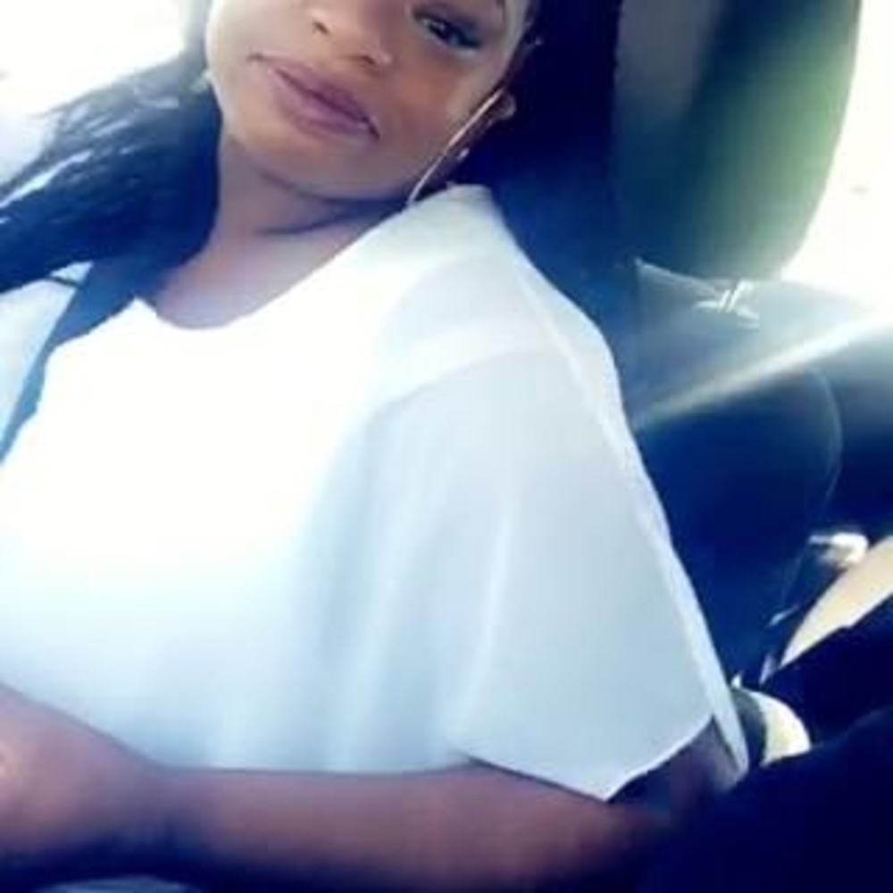 Meet your Posher, Charlaysha